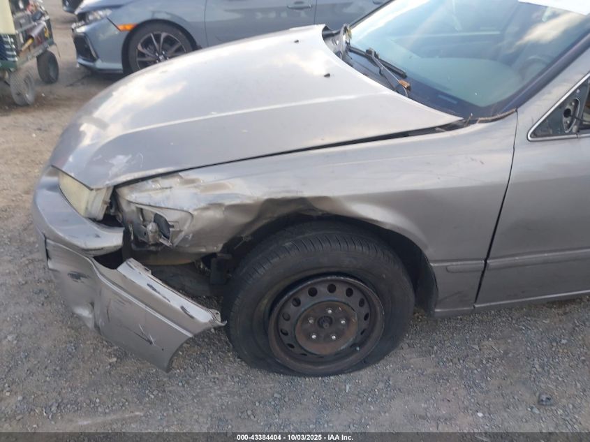 1997 Toyota Camry Le VIN: 4T1BG22K7VU135499 Lot: 43384404