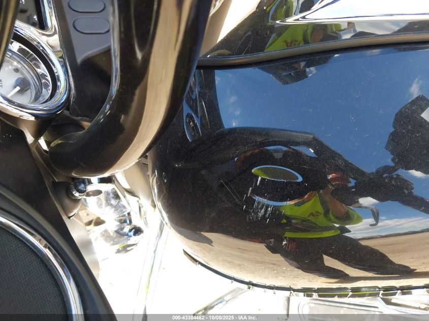 2009 Harley-Davidson Flhx VIN: 1HD1KB4109Y636766 Lot: 43384462