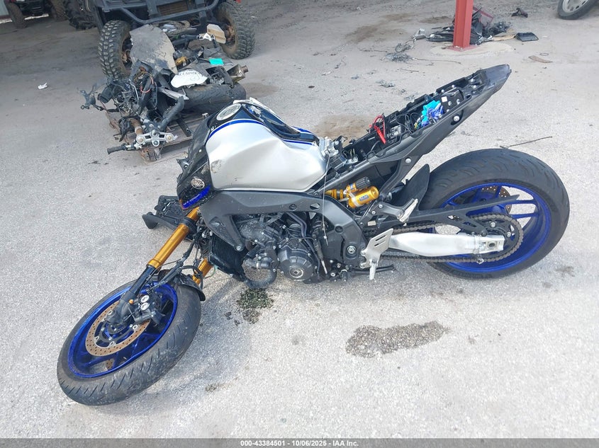 2023 Yamaha Mt09 D VIN: JYARN72E6PA001941 Lot: 43384501
