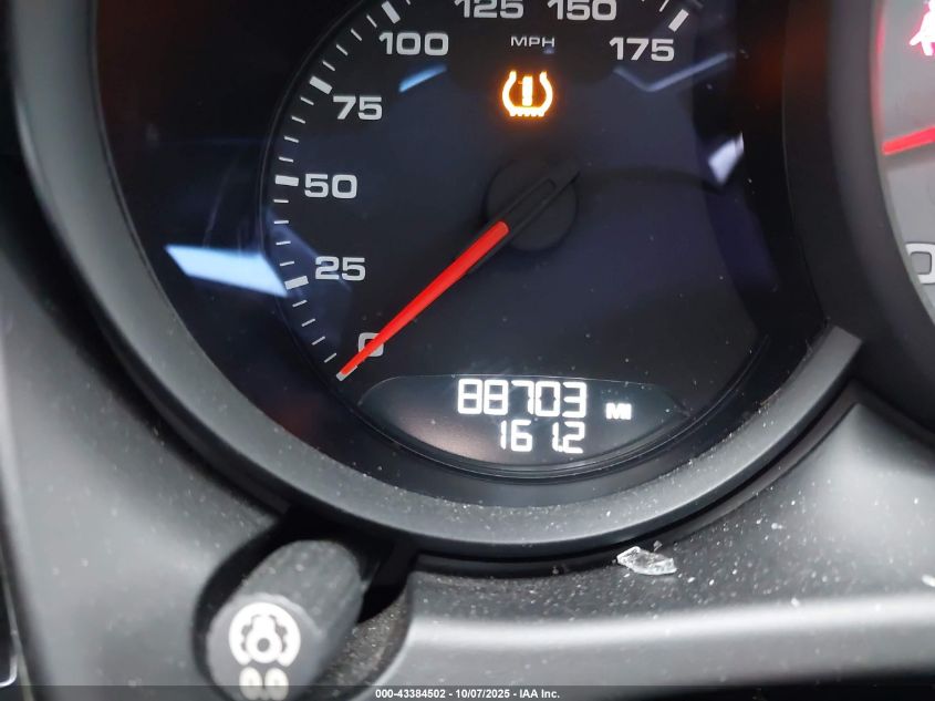 2017 Porsche Macan S VIN: WP1AB2A53HLB15043 Lot: 43384502