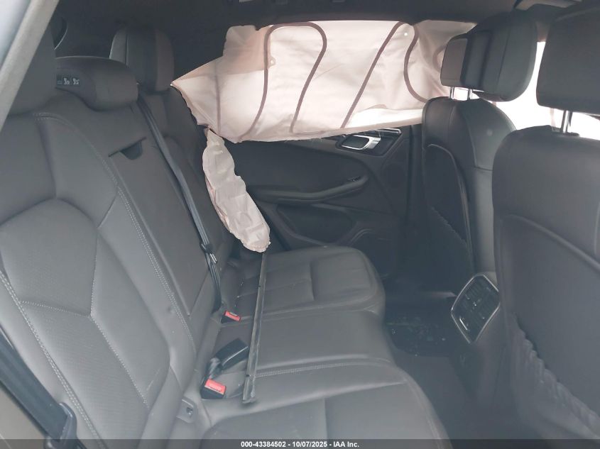 2017 Porsche Macan S VIN: WP1AB2A53HLB15043 Lot: 43384502