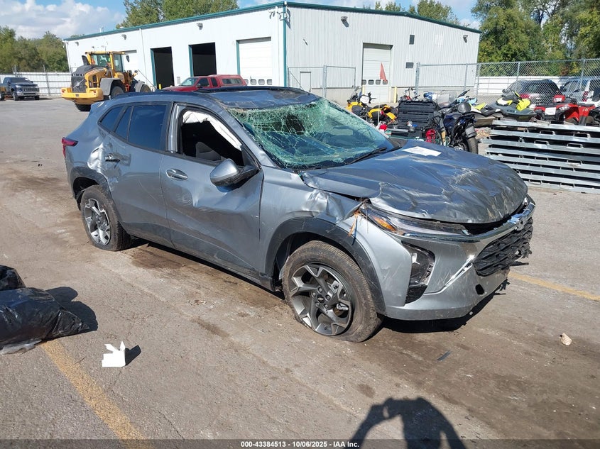 CHEVROLET TRAX FWD LT