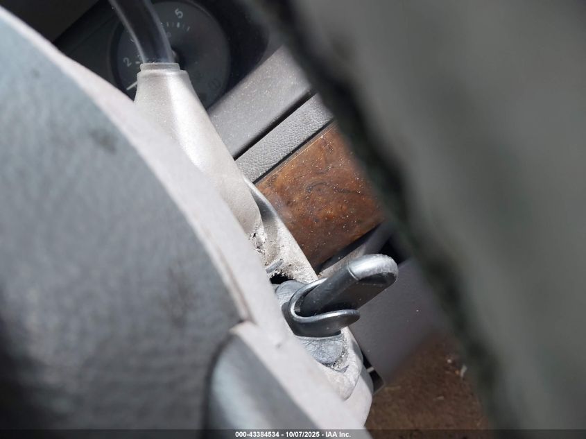 2008 Mercury Grand Marquis Ls VIN: 2MEFM75V38X631199 Lot: 43384534