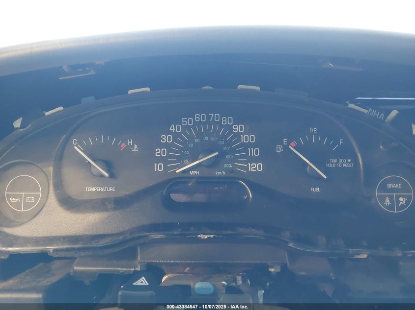 2005 Buick Century VIN: 2G4WS52J551109570 Lot: 43384547