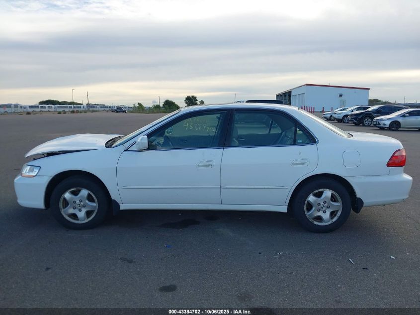 2000 Honda Accord 3.0 Ex VIN: 1HGCG1658YA043011 Lot: 43384702