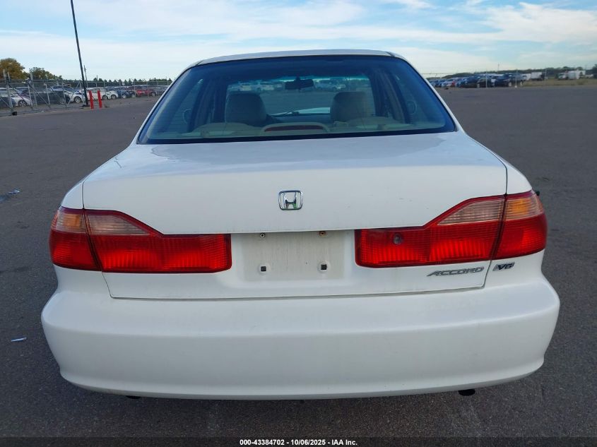 2000 Honda Accord 3.0 Ex VIN: 1HGCG1658YA043011 Lot: 43384702