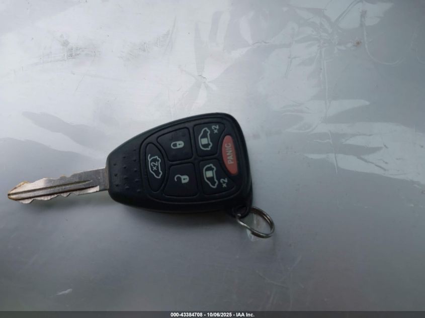 2005 Dodge Grand Caravan Sxt VIN: 2D4GP44LX5R462409 Lot: 43384708