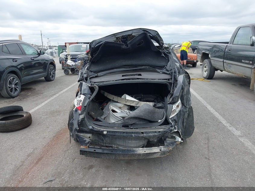 2003 Mazda Mazda6 S VIN: 1YVFP80D935M53445 Lot: 43384811