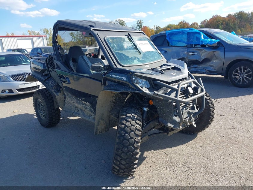 3JBAKAX44PE003811 2023 Can-Am Commander Xt 1000R/Xt-P 1000R auction photo 1