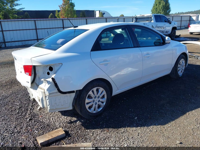 KNAFU4A2XD5722961 2013 KIA FORTE photo no. 4