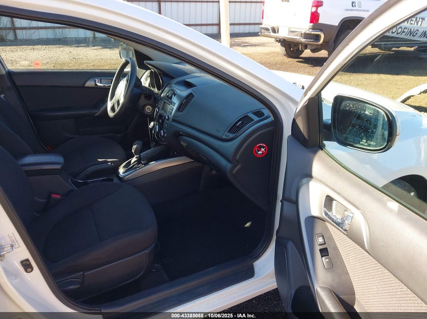 KNAFU4A2XD5722961 2013 KIA FORTE photo no. 5