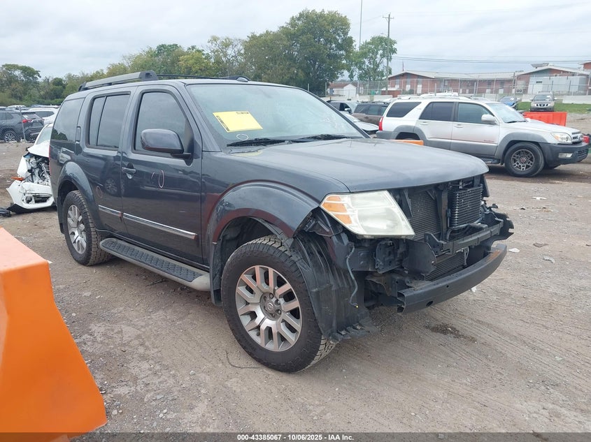 NISSAN PATHFINDER LE