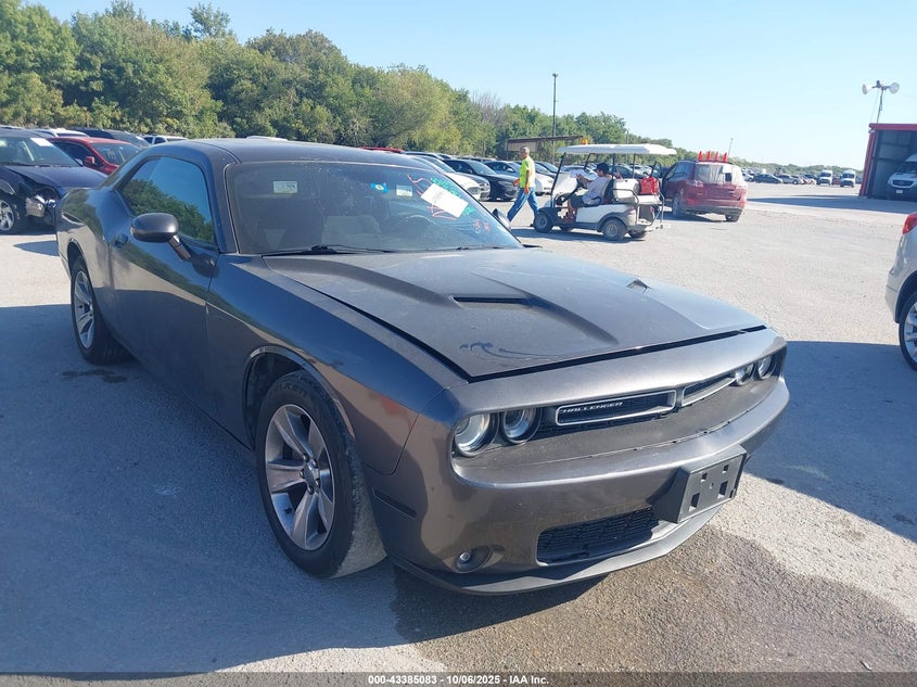 DODGE CHALLENGER SXT OR R/T