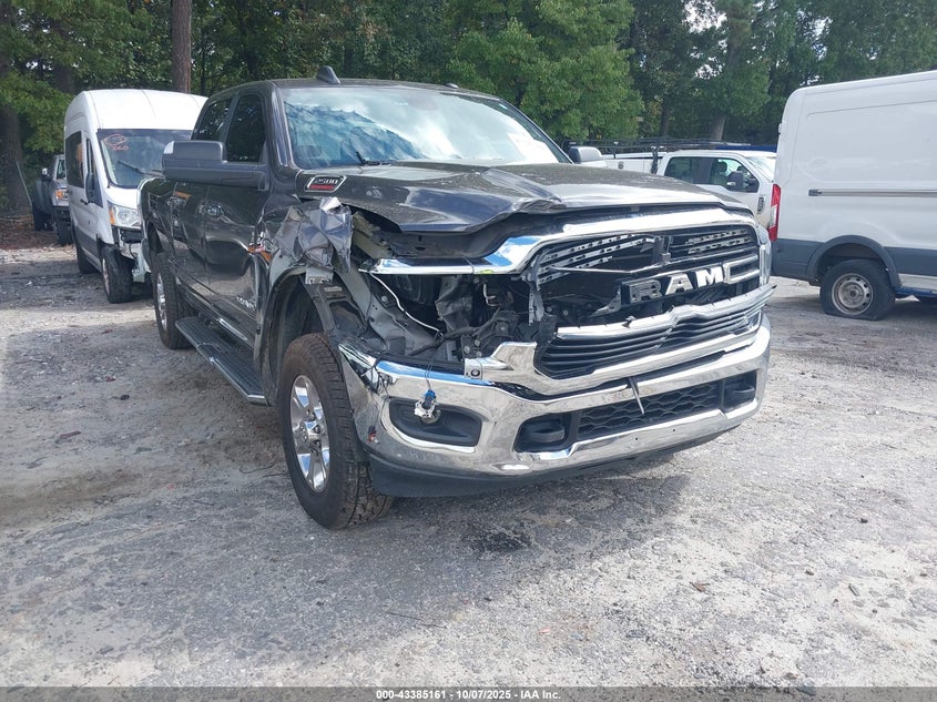 RAM 2500 BIG HORN 4X4 6 4 BOX