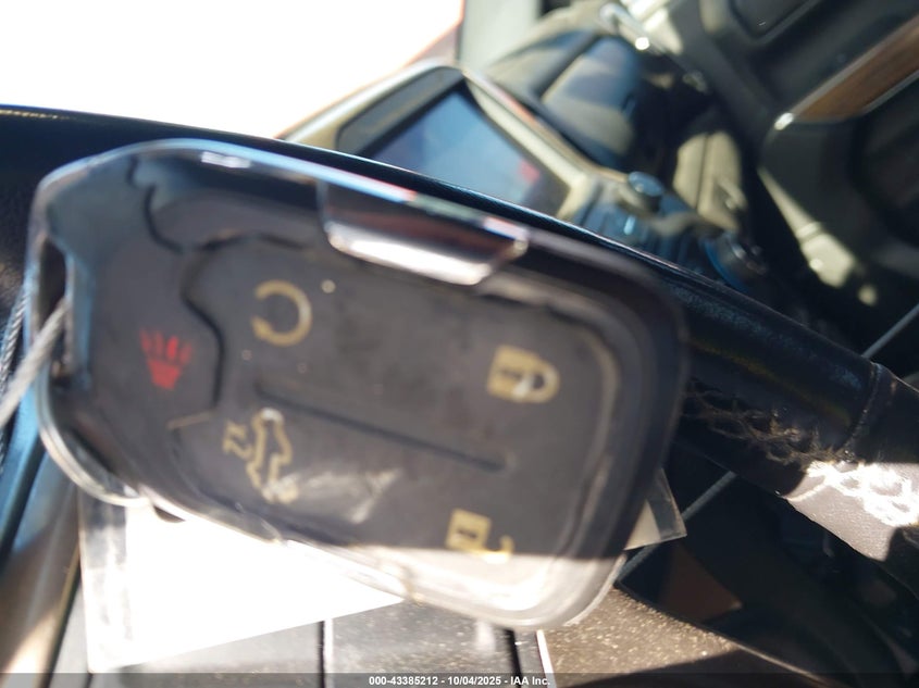 2019 Chevrolet Silverado 1500 High Country VIN: 1GCUYHED5KZ350114 Lot: 43385212