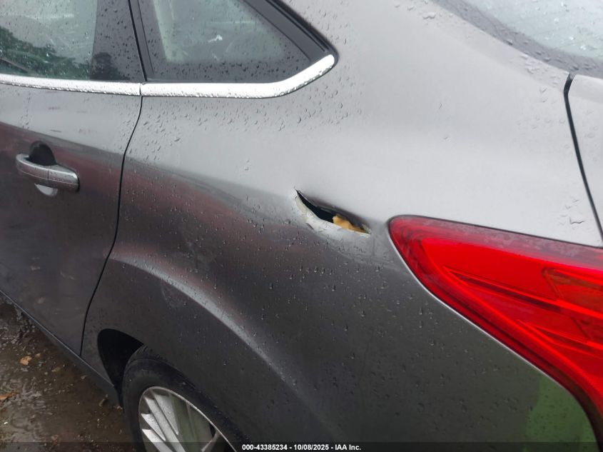 2012 Ford Focus Sel VIN: 1FAHP3H23CL471882 Lot: 43385234