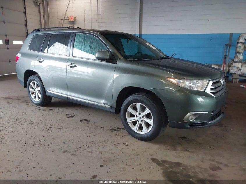 5TDBK3EH1DS211164 2013 Toyota Highlander Base Plus V6 auction photo 1