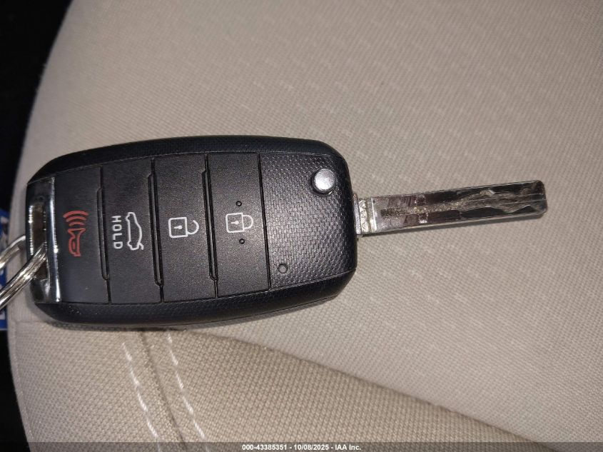 2015 Kia Optima Lx VIN: 5XXGM4A74FG373734 Lot: 43385351