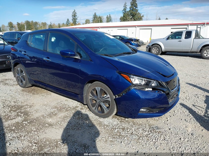 NISSAN LEAF SV 40 KWH