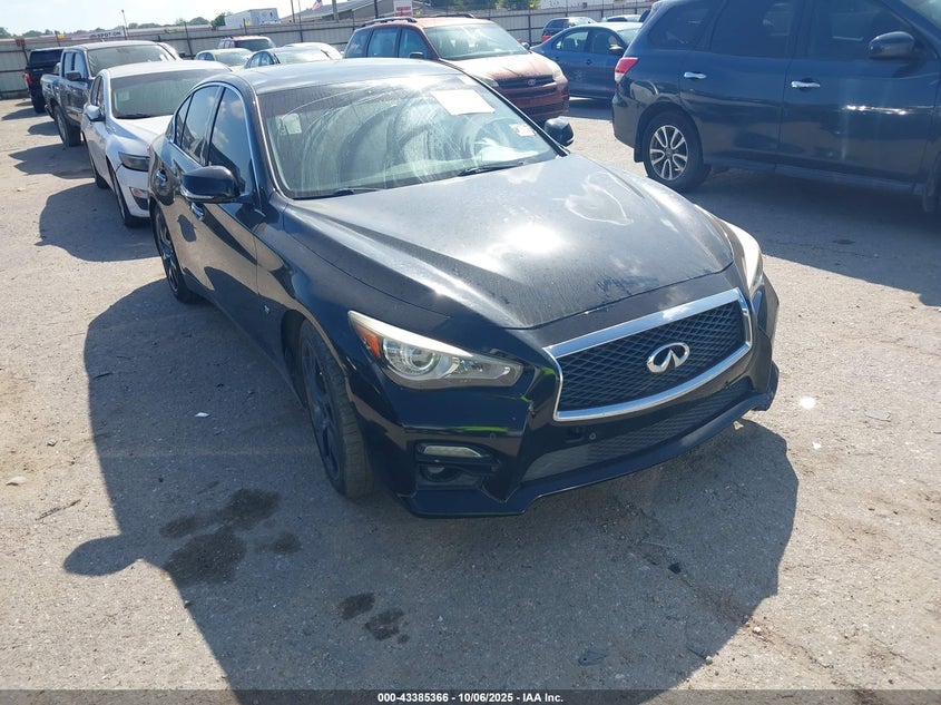 INFINITI Q50 SPORT