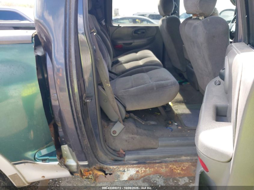 2001 Ford F-150 King Ranch Edition/Lariat/Xlt VIN: 1FTRW08L71KB76666 Lot: 43385372