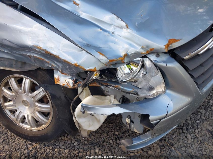 2005 Chrysler Town & Country Touring VIN: 2C4GP54L25R530124 Lot: 43385375