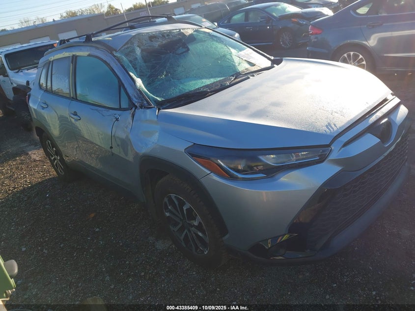 TOYOTA COROLLA CROSS SE