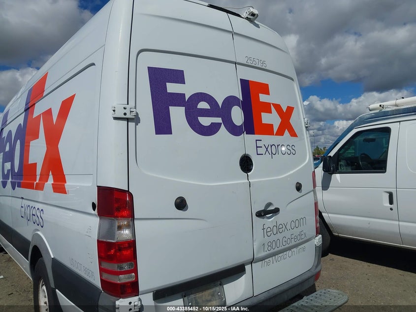 WD3PE8DB1FP127313 2015 MERCEDES-BENZ SPRINTER photo no. 9