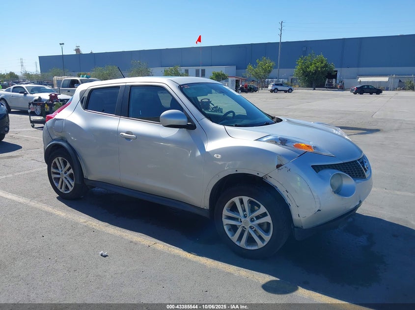 2013 NISSAN JUKE SV JN8AF5MV1DT209844
