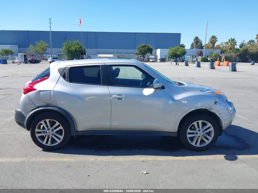 2013 NISSAN JUKE SV JN8AF5MV1DT209844