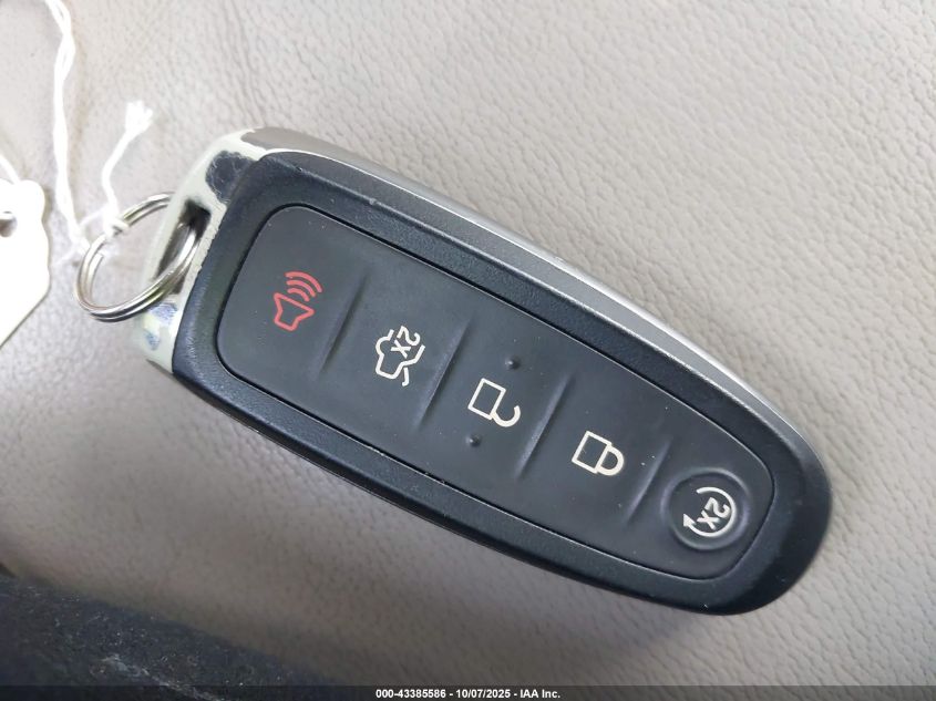 2017 Ford Escape Titanium VIN: 1FMCU9JD2HUC44935 Lot: 43385586