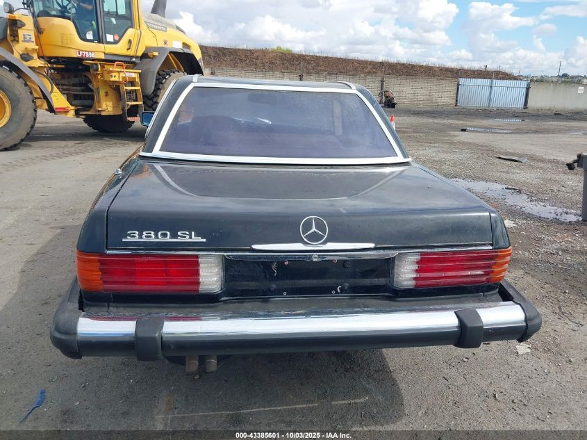 1981 Mercedes-Benz 380 Sl VIN: WDBBA45A4BB007828 Lot: 43385601