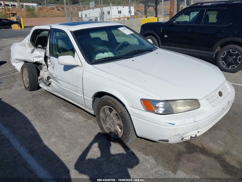 4T1BF22K8VU903719 1997 Toyota Camry Xle V6 auction photo 1