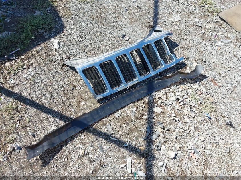 2008 Jeep Grand Cherokee Limited VIN: 1J8HR58MX8C240138 Lot: 43385851