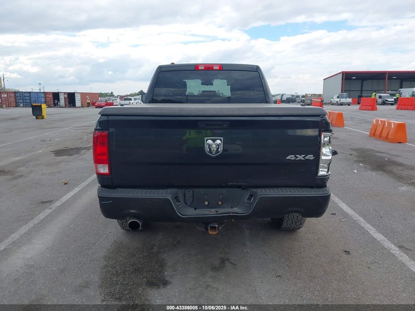 2017 RAM 1500 EXPRESS  4X4 6'4 BOX/TRADESMAN  4X4 6'4 BOX 1C6RR7FT2HSR54741