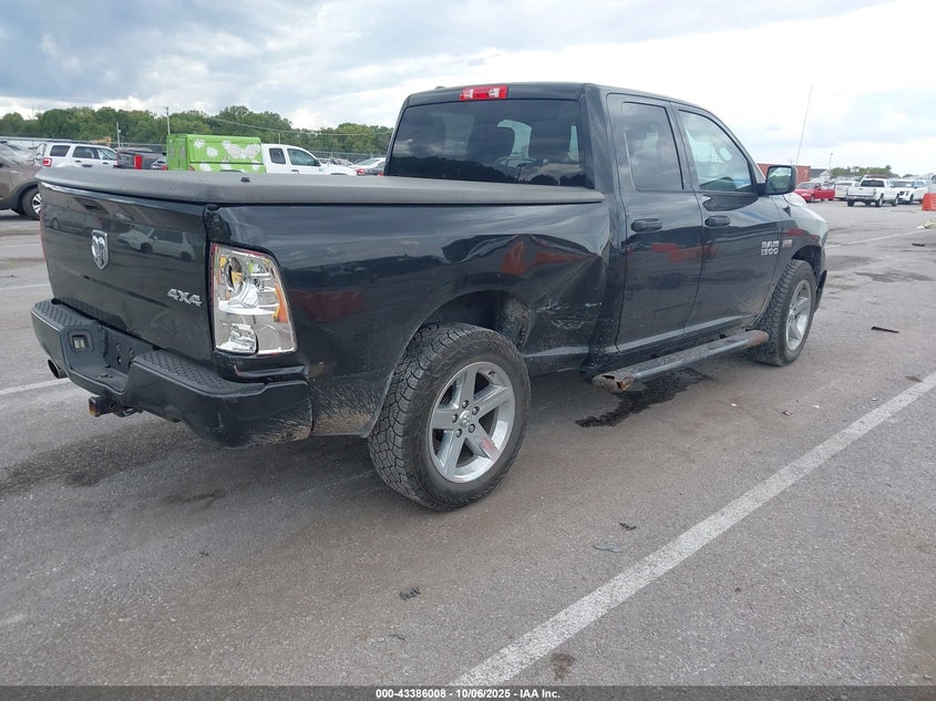 2017 RAM 1500 EXPRESS  4X4 6'4 BOX/TRADESMAN  4X4 6'4 BOX 1C6RR7FT2HSR54741