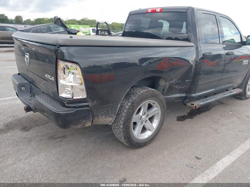 2017 RAM 1500 EXPRESS  4X4 6'4 BOX/TRADESMAN  4X4 6'4 BOX 1C6RR7FT2HSR54741