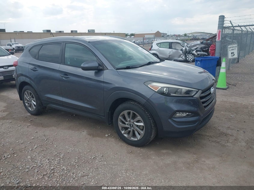 HYUNDAI TUCSON SE