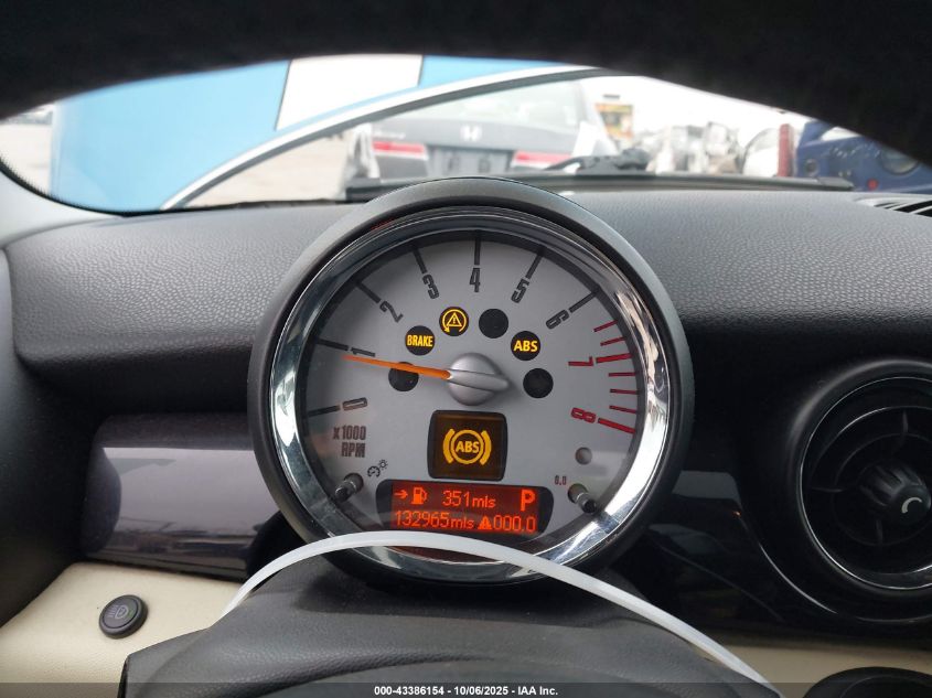 2007 Mini Cooper S VIN: WMWMF73557TL88137 Lot: 43386154