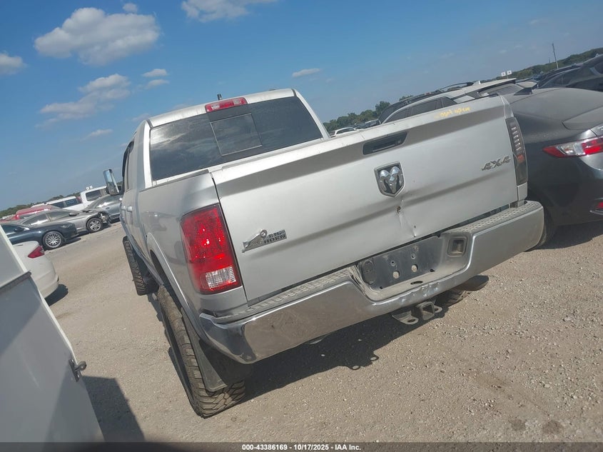 Vin: 3d7ut2hl9bg568643, lot: 43880918, ram ram 2500 slt 20113