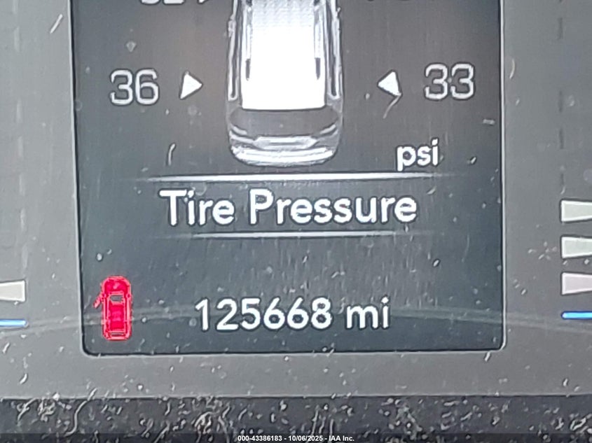 2017 Chrysler Pacifica Touring-L VIN: 2C4RC1BG8HR525825 Lot: 43386183