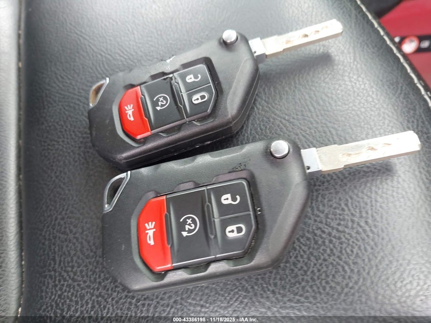 2020 Jeep Gladiator Overland 4X4 VIN: 1C6HJTFG3LL119807 Lot: 43386198