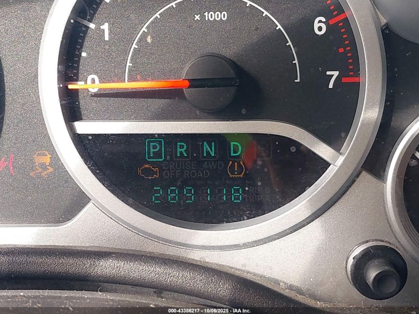 2008 Jeep Wrangler Unlimited Sahara VIN: 1J4GA59128L652630 Lot: 43386217