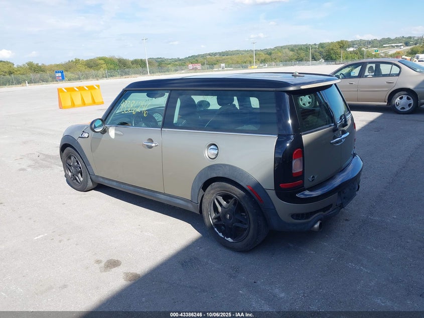2009 Mini Cooper S Clubman beige wagon gasoline WMWMM33549TP74789 photo #4