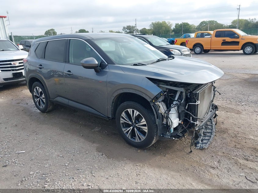 NISSAN ROGUE SV FWD