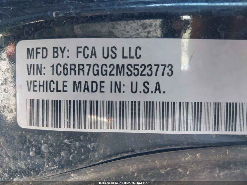 2022 RAM 1500 CLASSIC(VIN: 3C6RR7KG8NG211389