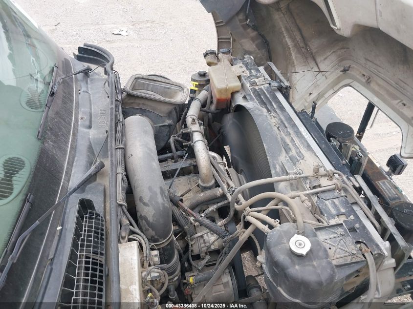 2010 International 7000 7500 VIN: 1HTWNAZTXAJ242680 Lot: 43386408