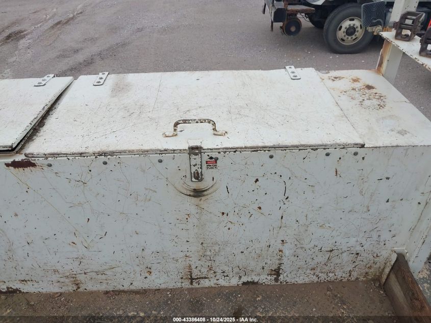 2010 International 7000 7500 VIN: 1HTWNAZTXAJ242680 Lot: 43386408