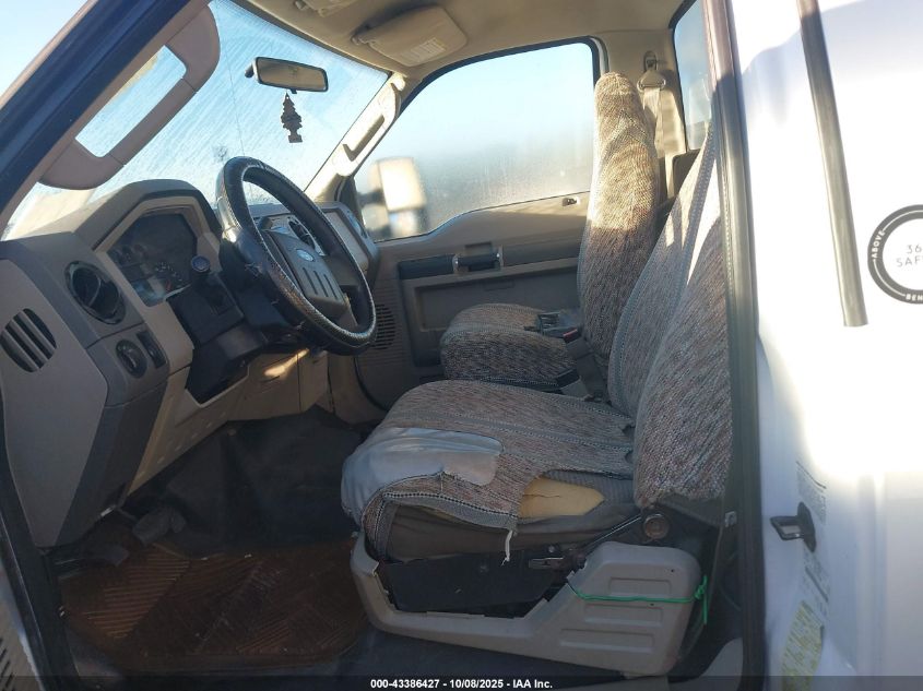 2008 Ford F-450 Chassis Xl/Xlt VIN: 1FDXF46Y58EE41280 Lot: 43386427