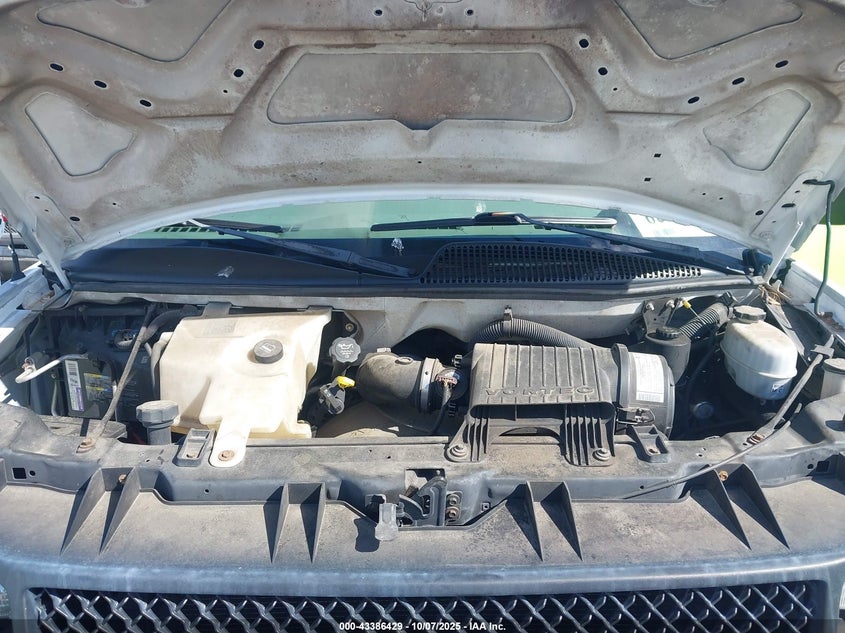 2005 Chevrolet Express VIN: 1GCFG15X851242571 Lot: 43386429